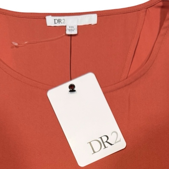 DR2 Cute Satin Effect Trim Short Sleeve Cut Out Back Blouse NWT XXL - Picture 4 of 10